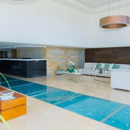Oceandrive, With Pool & Sea View De Indias Apartamento